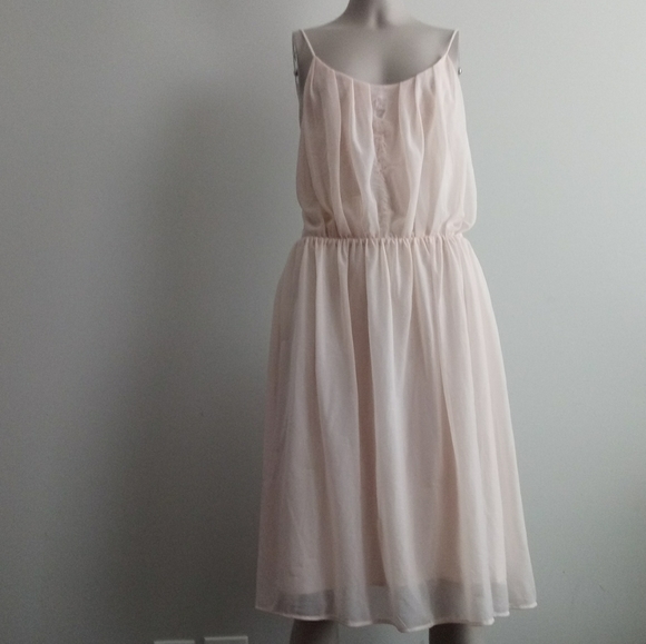 New Blush Dress Size Small - Picture 1 of 13